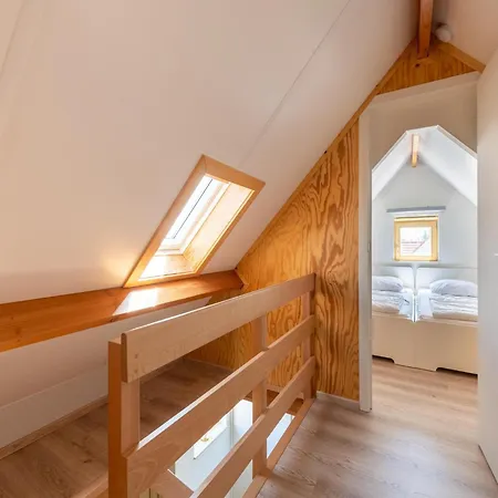 Near Sint-andre Beach, Cleaning Included Ferienhaus