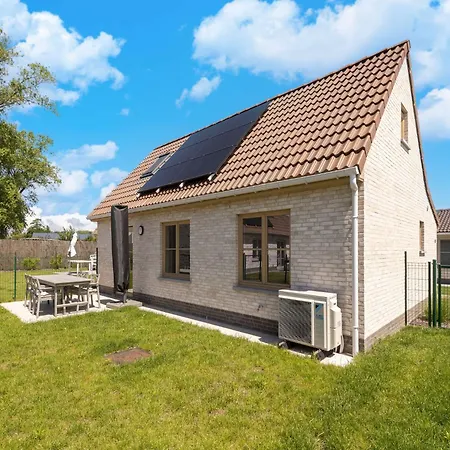 Near Sint-andre Beach, Cleaning Included Ferienhaus Koksijde