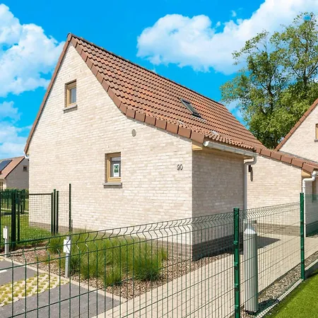 Near Sint-andre Beach, Cleaning Included Ferienhaus *